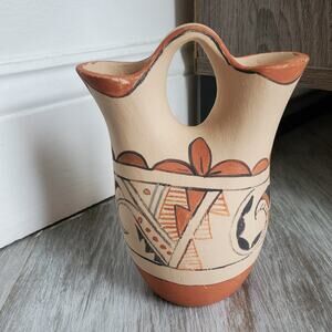 Signed Vtg Jemez Pueblo Native American Handmade Pottery Wedding Vase by S.J.